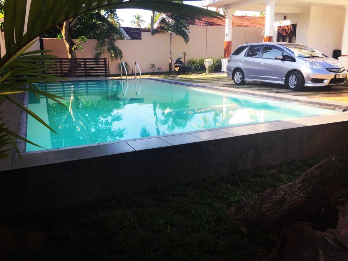 So What Boutique Hotel نيجومبو المظهر الخارجي الصورة